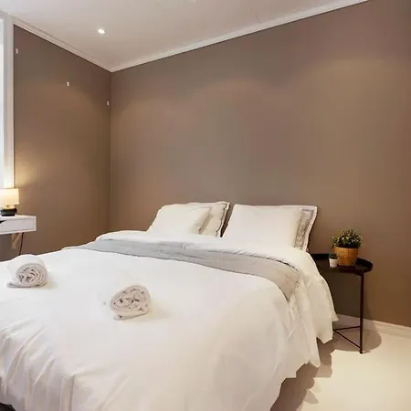 Διαμέρισμα New! Modern Floor In Historic Area! Μπέργκεν
